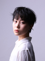 山崎美憂の顔写真
